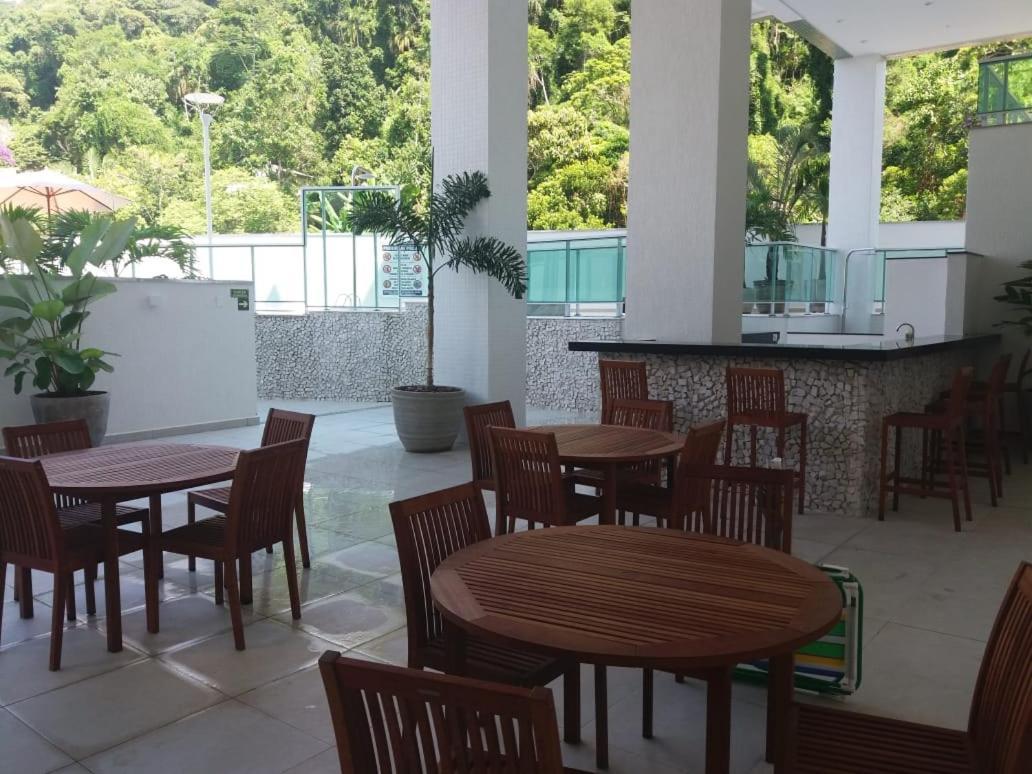 Otimo Apartamento Ubatuba Apartment Exterior photo